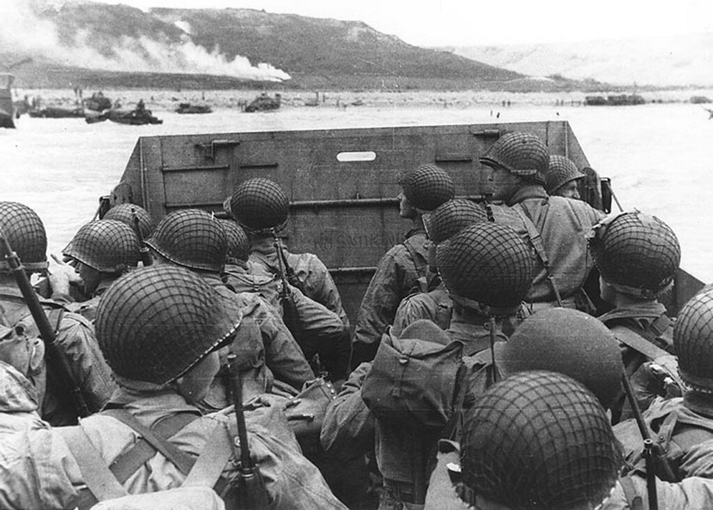 Heading 3: Remembering Heroic Sacrifices: A Closer Look at the Allied Forces' Bravery on D-Day
