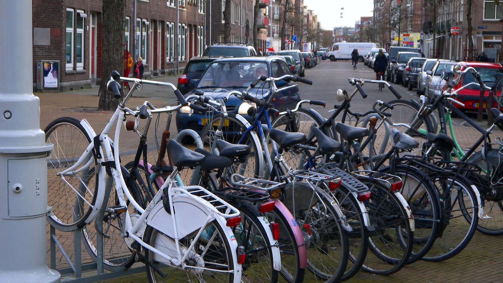 2. Unlocking Hidden Treasures: Discovering the Best Platforms for Free Melodies